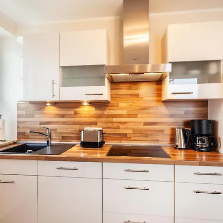 Albatros Apartment *